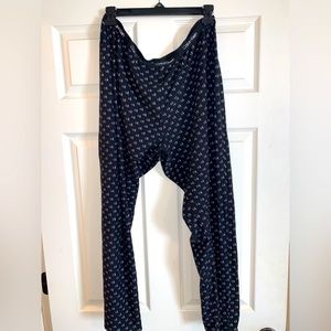 Women’s Large Calvin Klein Pajama Bottoms